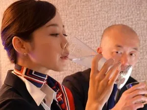 Nhà có mỗi thằng em các chị chiều hết lồn